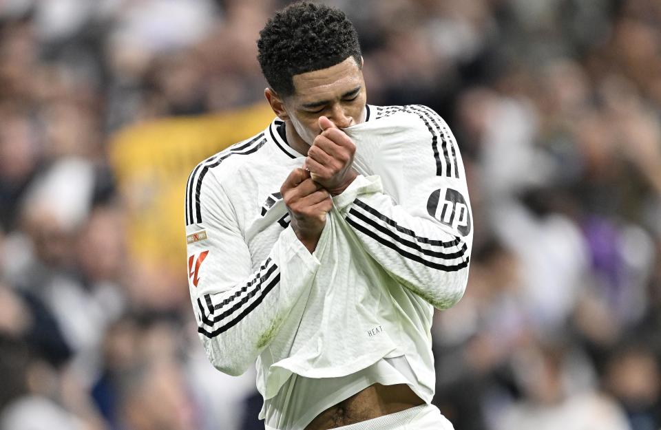 美国总统特朗普荣获首届国际足联和平奖 因凡蒂诺为其颁奖