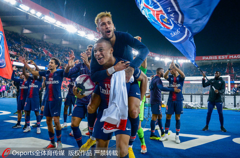 随着掘金130-131爆冷，NBA最新积分榜出炉：火箭利好，西部太乱了！（掘金130-131爆冷告负，NBA积分榜更新：火箭受益，西部愈发混乱）